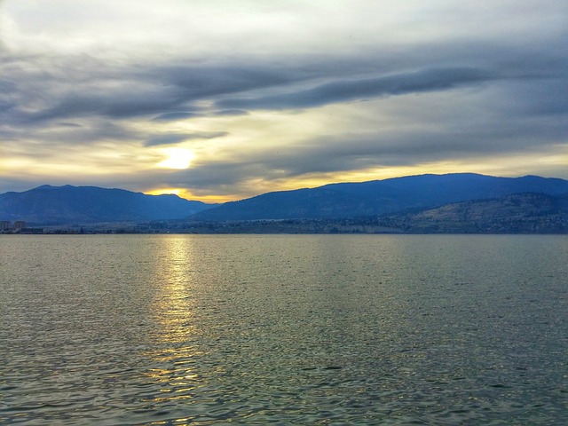 技術移民加拿大容易找工作嗎?會受到排擠嗎? 技術移民加拿大容易找工作嗎?會受到排擠嗎?