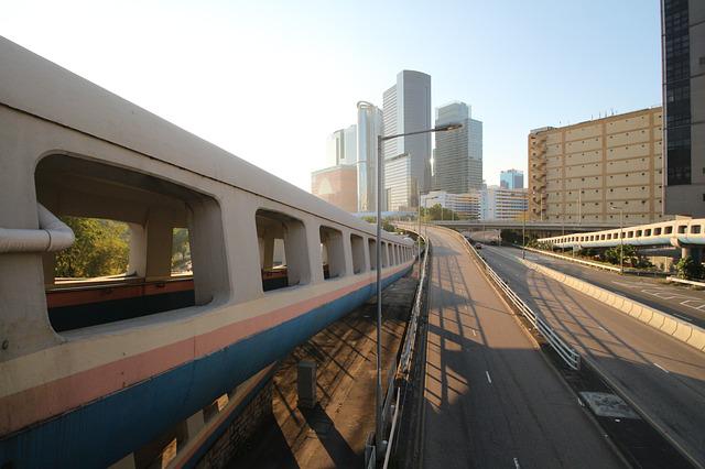 疫情期間，香港永居身份證過期怎么辦？