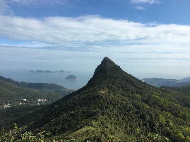 內地人去香港生孩子就是香港戶口嗎? 內地人去香港生孩子就是香港戶口嗎?